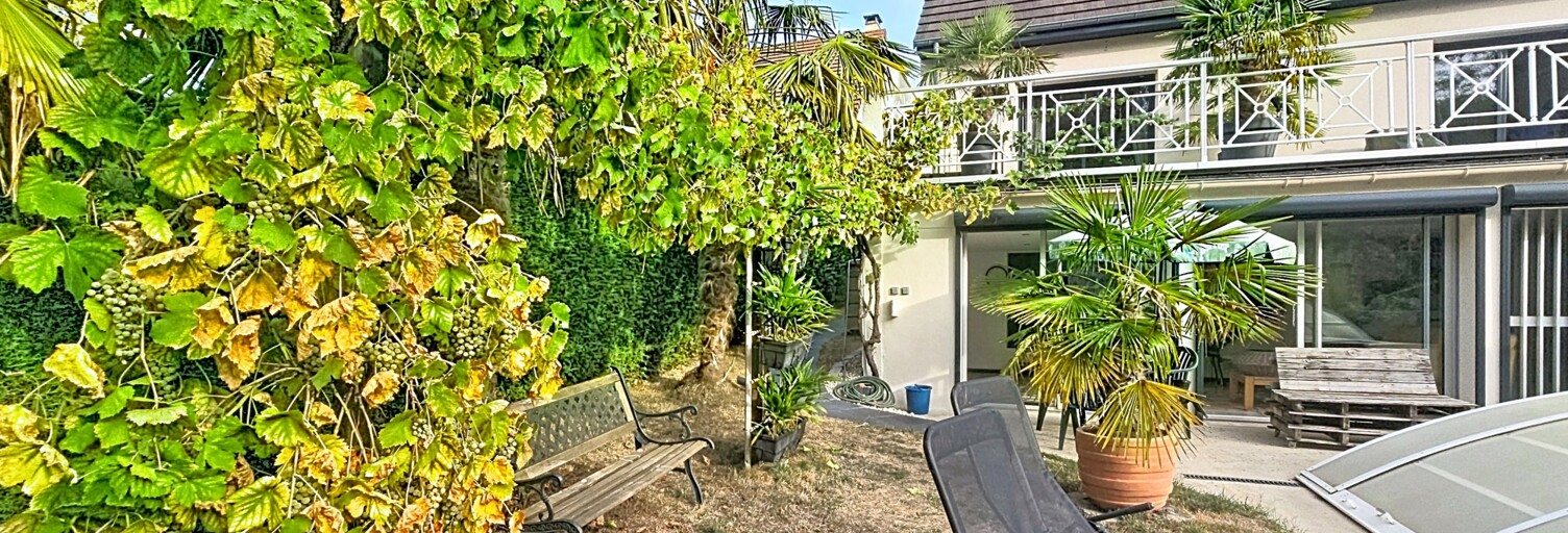 Maison 7 Pièces 138 m² à vendre à Périgny (94520)