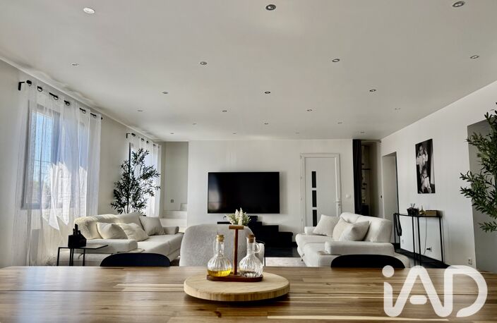 Vente Maison traditionnelle 8 pièces — photo 2
