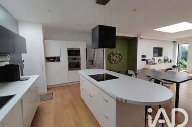 Maison 5 pièces 549000 €