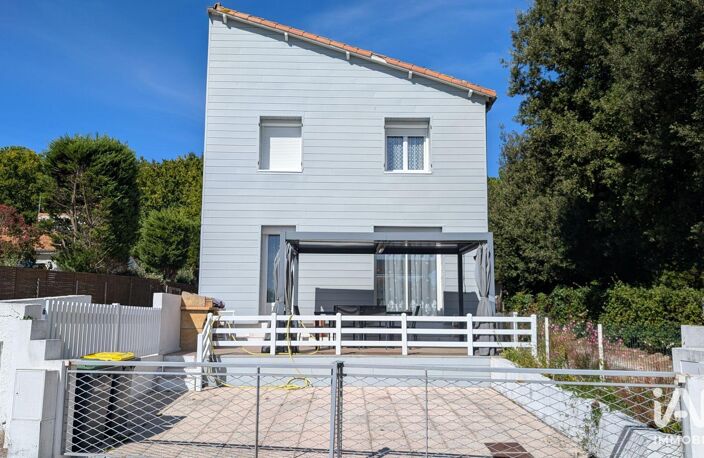 Vente Maison/villa 4 pièces — photo 2