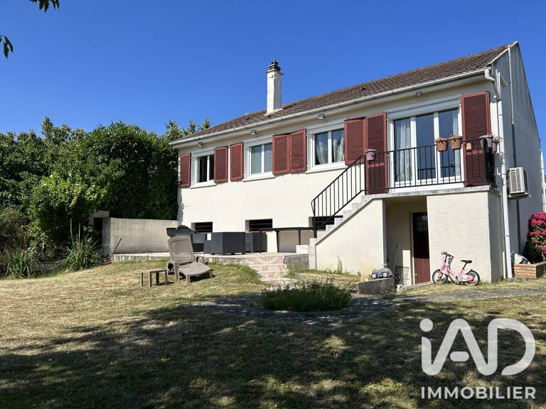 Location Maison traditionnelle 5 pièces — photo 1