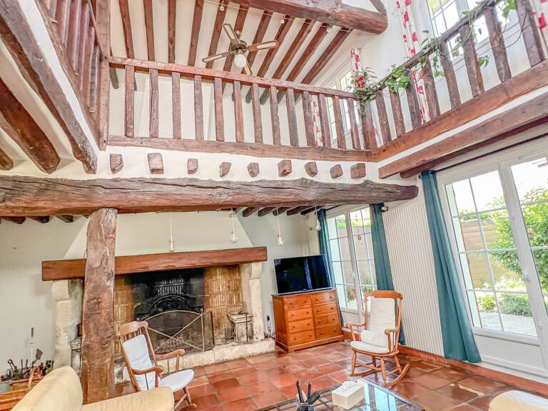 Vente Maison/villa 8 pièces — photo 1