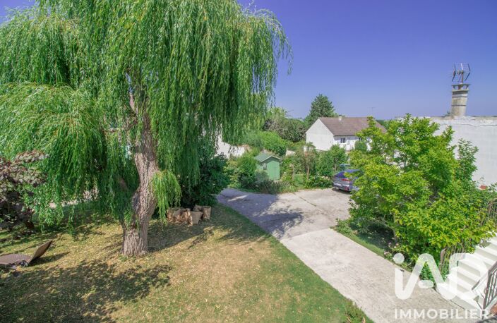 Vente Maison/villa 8 pièces — photo 2