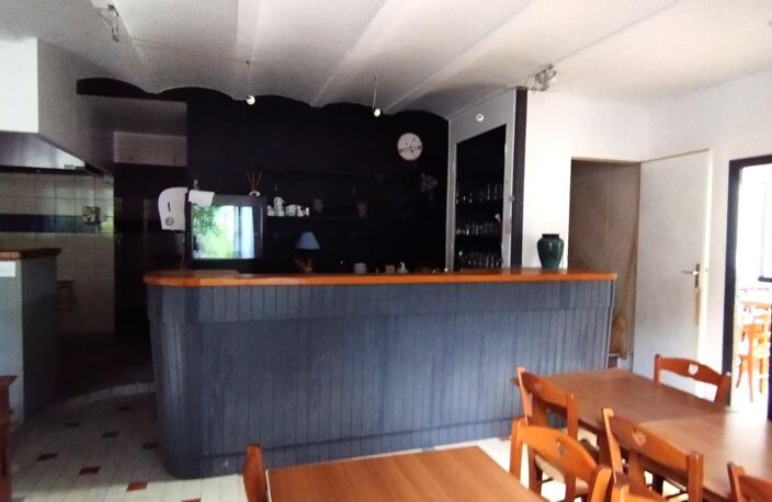 ANCIEN COMMERCE 230m², espace de vie 160 m2, terrain +700m² — photo 4