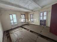 MAISON CREOLE EN BRIQUE ET BOIS  A REHABILITE AU CENTRE VILLE DE CAYENNE — photo 2