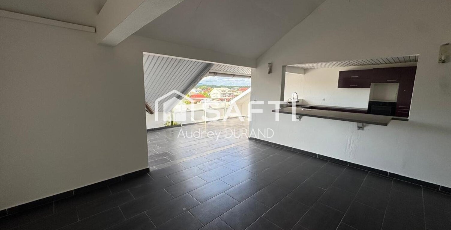APPARTEMENT T4 EN PLEIN CENTRE-VILLE DE CAYENNE — photo 1