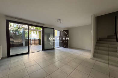 Appartement 3 pièces 1140 €