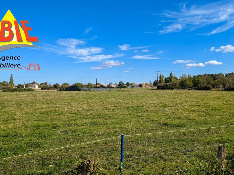 VIX 85 : 4 terrains à bâtir de 1 000 m2 — photo 1