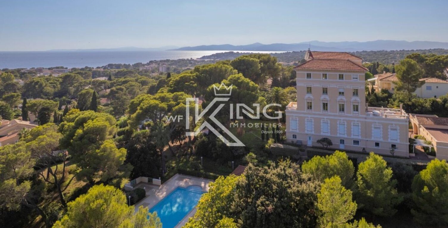 Saint Raphael appartement de prestige de 295 m² avec accès privé par ascenseur. pleine vue mer et triple garages — photo 1