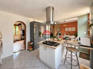 CHAMPIEN - 86 m2 - 3 CHAMBRES - 1 BUREAU - GARAGES - JARDIN — photo 3