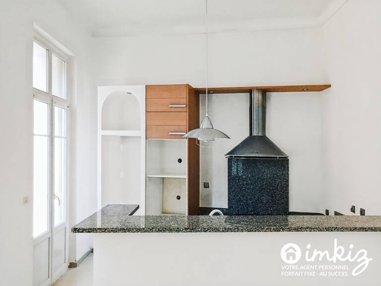 T4 de 80 m² repeint, gros potentiel — photo 1