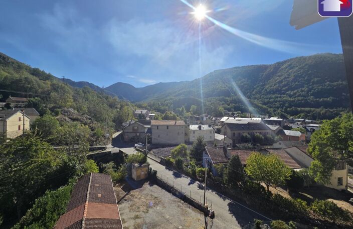 Vente appartement 2 pièces 45 m² Ax-les-Thermes (09110) — photo 3