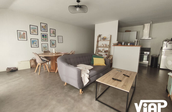LIMOGES T2 DE 71 m² HYPER CENTRE VILLE — photo 4