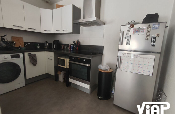 LIMOGES T2 DE 71 m² HYPER CENTRE VILLE — photo 5