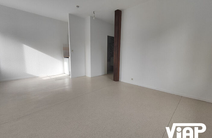 LIMOGES STUDIO DE 30 m² PROCHE BORDS DE VIENNE — photo 2