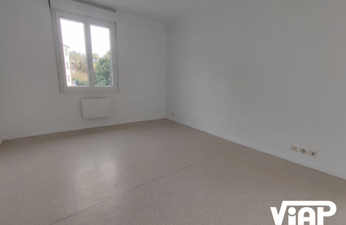 LIMOGES STUDIO DE 30 m² PROCHE BORDS DE VIENNE — photo 4