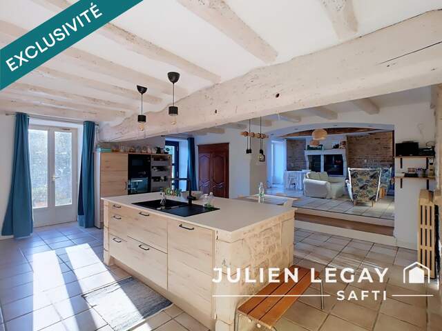 ANCIENNE FERME RÉNOVÉE  196 m²  6 CHAMBRES + 1 BUREAU  GRAND JARDIN — photo du bien