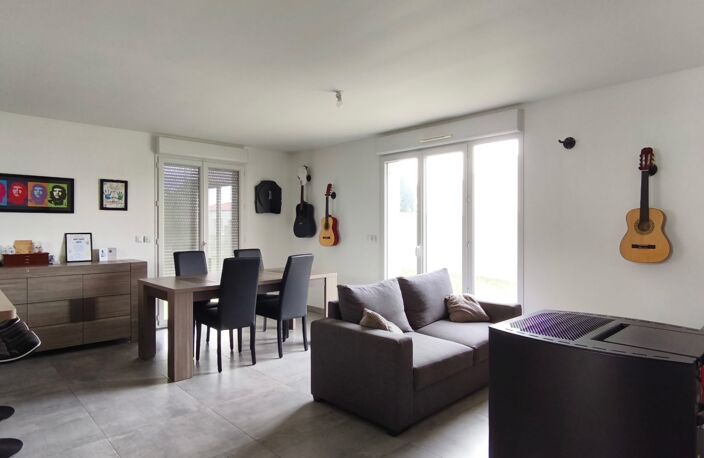 Vente Maison/villa 4 pièces — photo 2