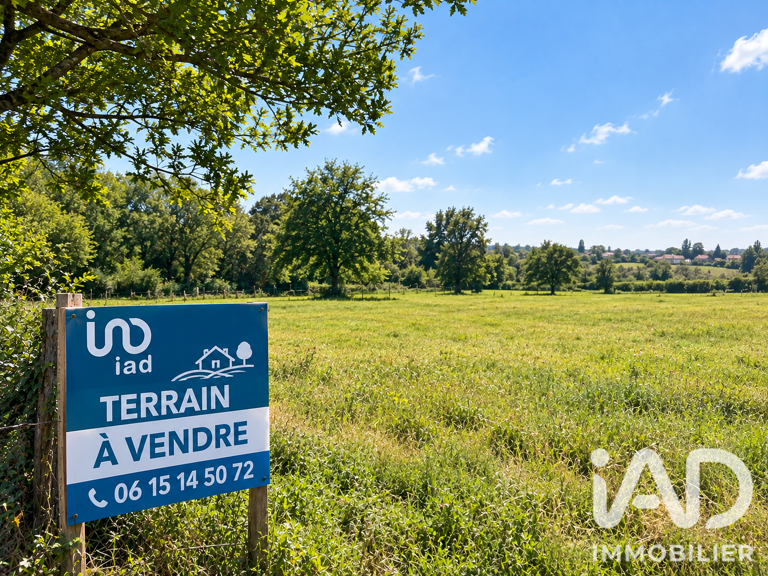 Vente Terrain à bâtir 21 000 m&sup2; — photo 1
