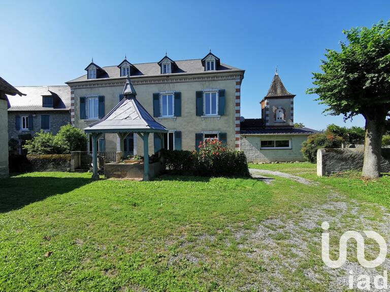 Vente Maison/villa 16 pièces — photo 1