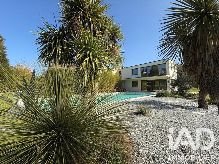 Vente Maison de campagne 20 pièces — photo 1