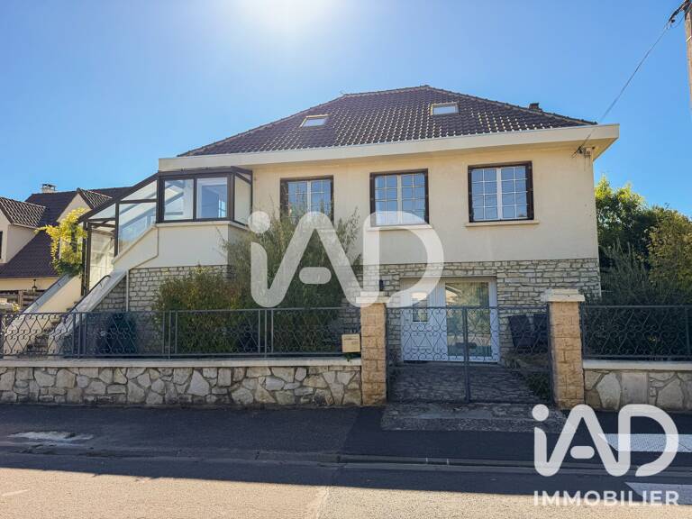 Vente Maison/villa 8 pièces — photo 1
