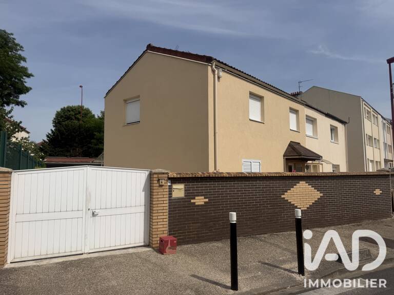 Vente Maison/villa 4 pièces — photo 1