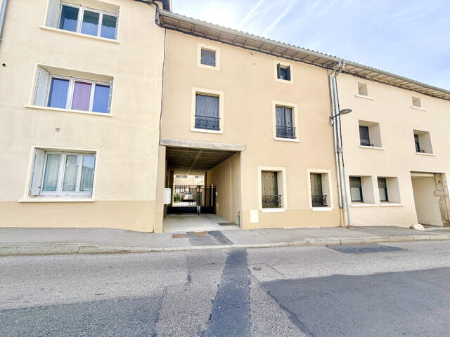 Studio rénové de 19,1 m2 au coeur de La Tour-de-Salvagny — photo du bien