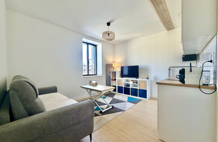 Studio rénové de 19,1 m2 au coeur de La Tour-de-Salvagny — photo 4