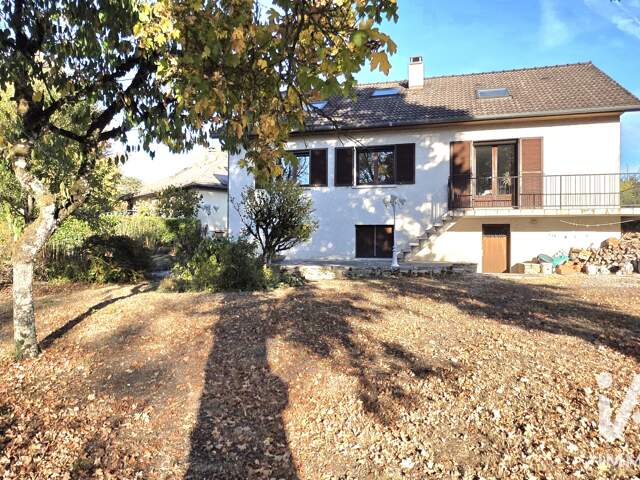 Vente Maison/villa 8 pièces — photo du bien