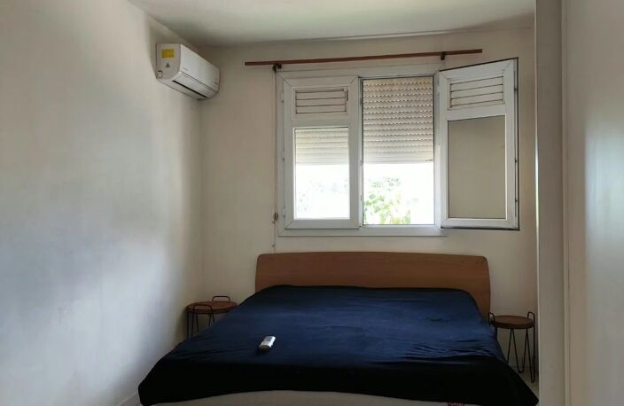 A LOUER T2 MEUBLE DE 42M2 PROCHE DE LA GALLERIA — photo 4