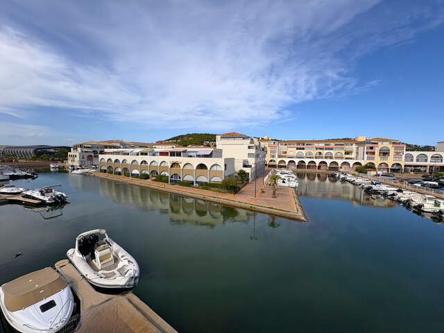 Agréable appartement T3 SH 47 M2 M2 avec terrasse, parking e — photo du bien