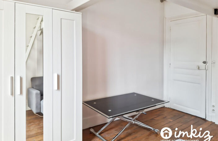 Paris 20ᵉ  Studio avec mezzanine et cour privative — photo 5