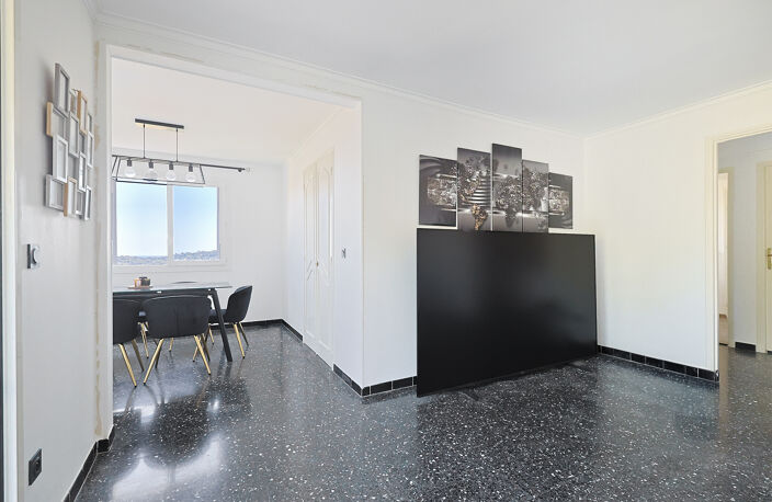 Appartement T4 vue Mer + 2 Balcons + Garage + Cave — photo 5