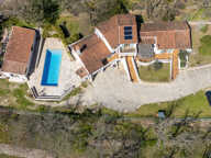 Propriété T7 de 232m2 hab avec double garage, dépendance, piscine et 2 352m2 de terrain — photo 2