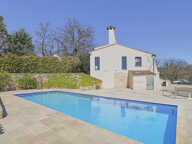 Propriété T7 de 232m2 hab avec double garage, dépendance, piscine et 2 352m2 de terrain — photo 4