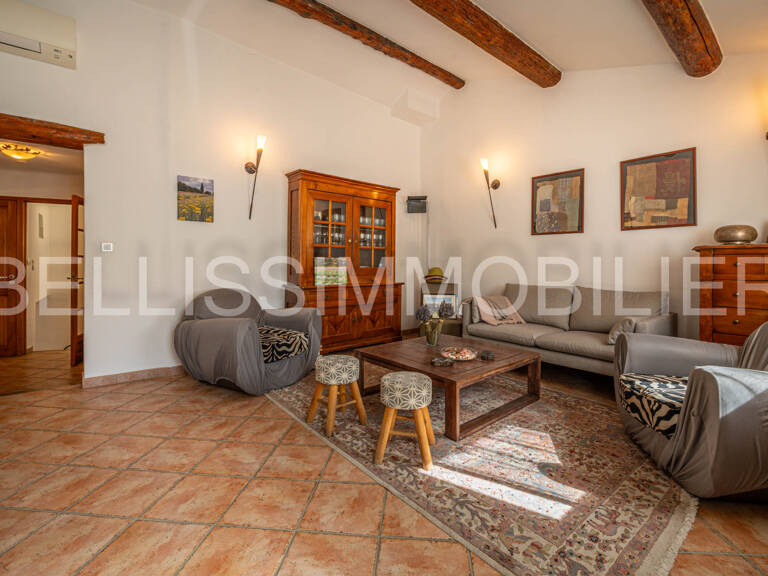 Maison de village rénovée avec cour extérieure — photo 1