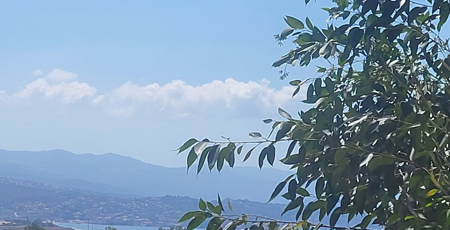 Maison F4 vue mer , entrée d'AJACCIO — photo 1