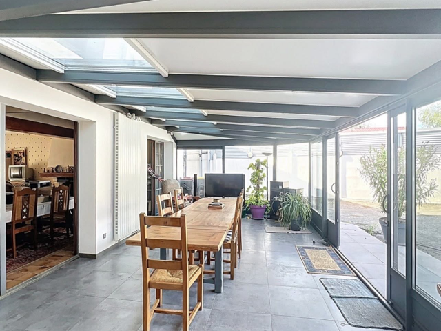 Idéal artisan. vimy  maison avec hangar — photo du bien