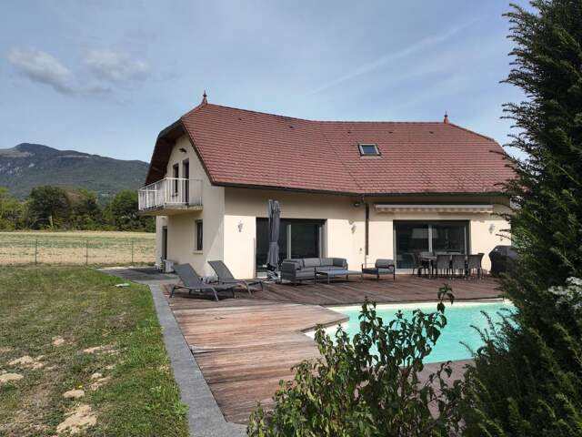 Maison familiale d'exception située à 20 mn de Bardonnex — photo du bien