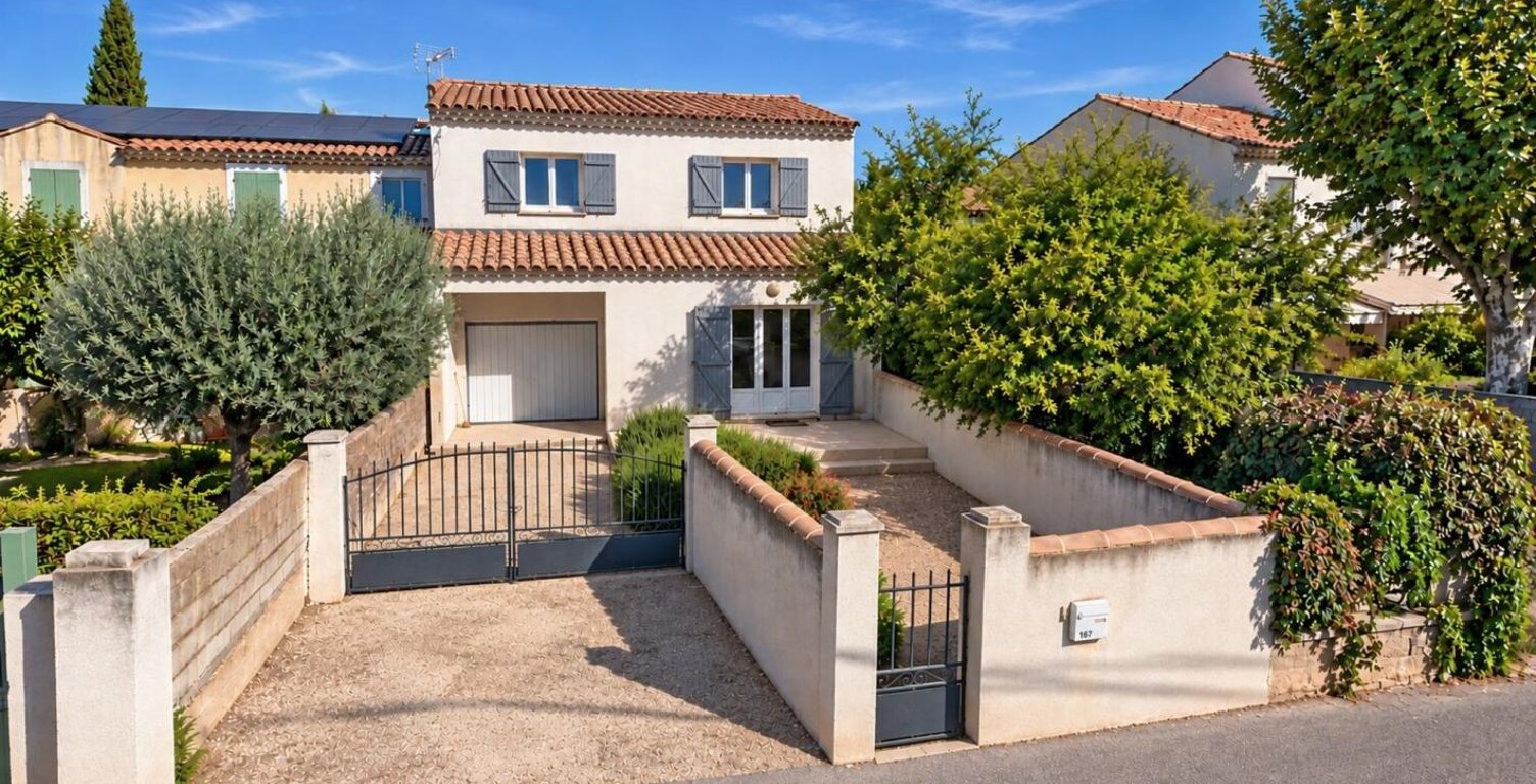   SALON-DE-PROVENCE (13) | maison T5 (3 chambres) avec terrasses, jardin et garage fermé — photo 1