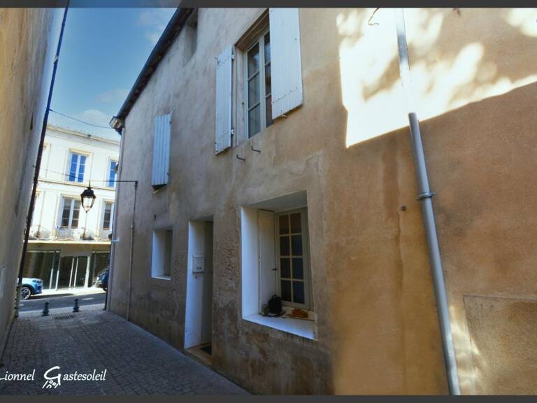 A vendre maison de ville sur trois niveaux au coeur de la bastide de Sainte Foy la Grande — photo 1