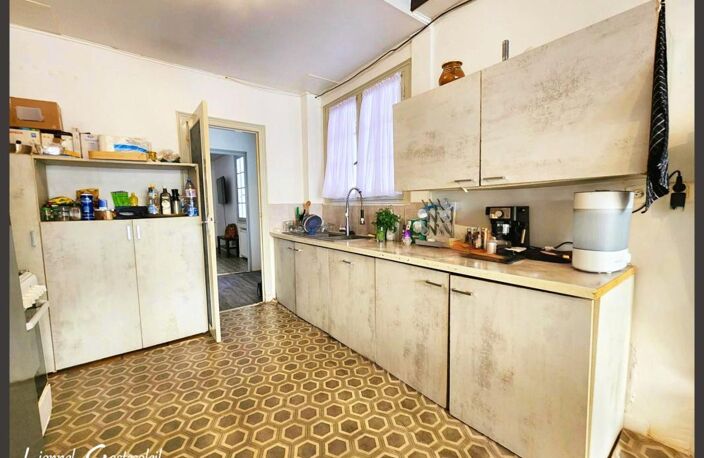 A vendre maison de ville sur trois niveaux au coeur de la bastide de Sainte Foy la Grande — photo 2