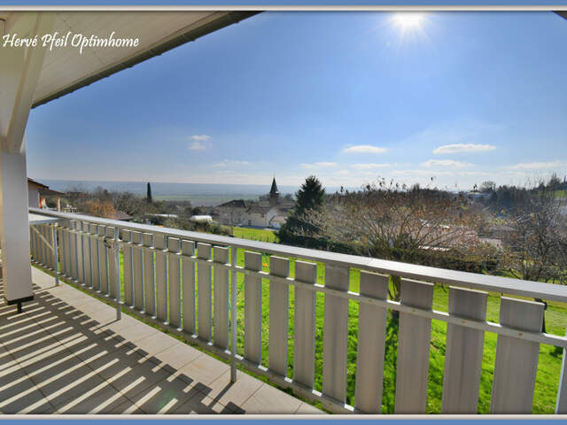 GRANDE MAISON FAMILIALE SUR 1900M² DE NATURE — photo du bien