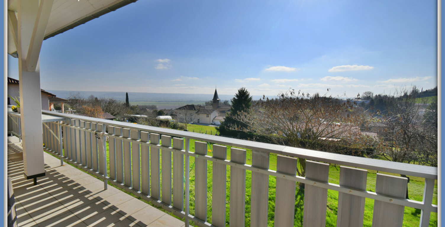 GRANDE MAISON FAMILIALE SUR 1900M² DE NATURE — photo 1