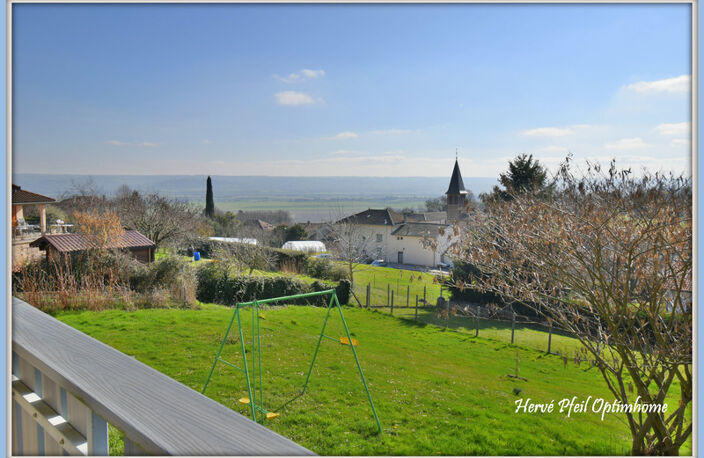 GRANDE MAISON FAMILIALE SUR 1900M² DE NATURE — photo 2