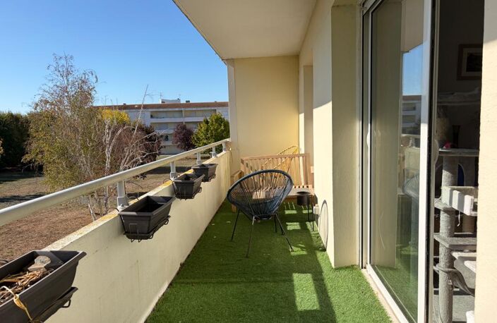 Appartement 4 pièces de 90 m² avec balcon et garage – Rochefort — photo 2
