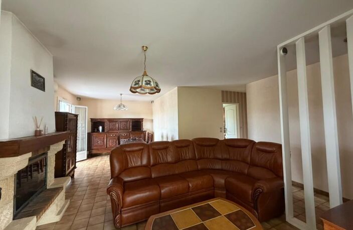 Cubzac-les-Ponts (33240) - Maison 3 chambres avec garage  sur terrain 1500 m² — photo 4