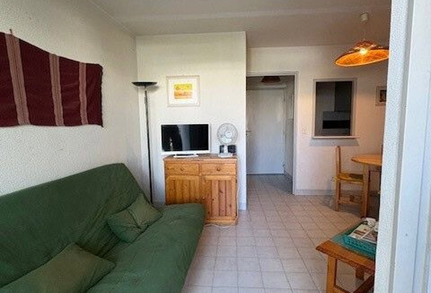 Appartement À Vendre 2 pièces en rez-de-jardin Motte du Couchant — photo 1