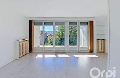 Spacieux appartement T5 de 96 m² avec ascenseur, extérieurs au calme et garage — Nancy ( Rue Jeanne d'Arc) — photo du bien